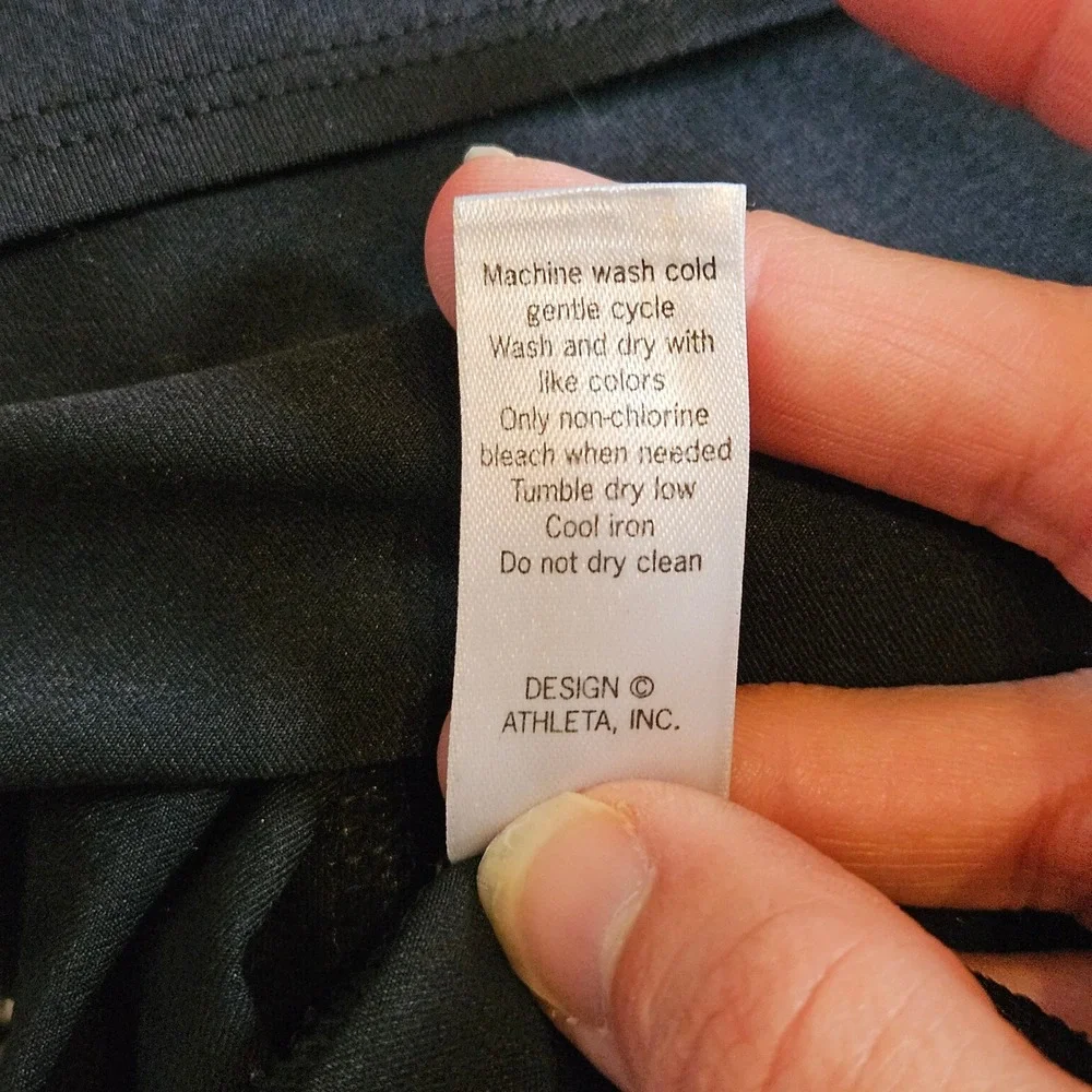 Athleta Nectar Dress Short Sleeve Faux Wrap Size XL Black Stretch Athletic Sport - Picture 9 of 9